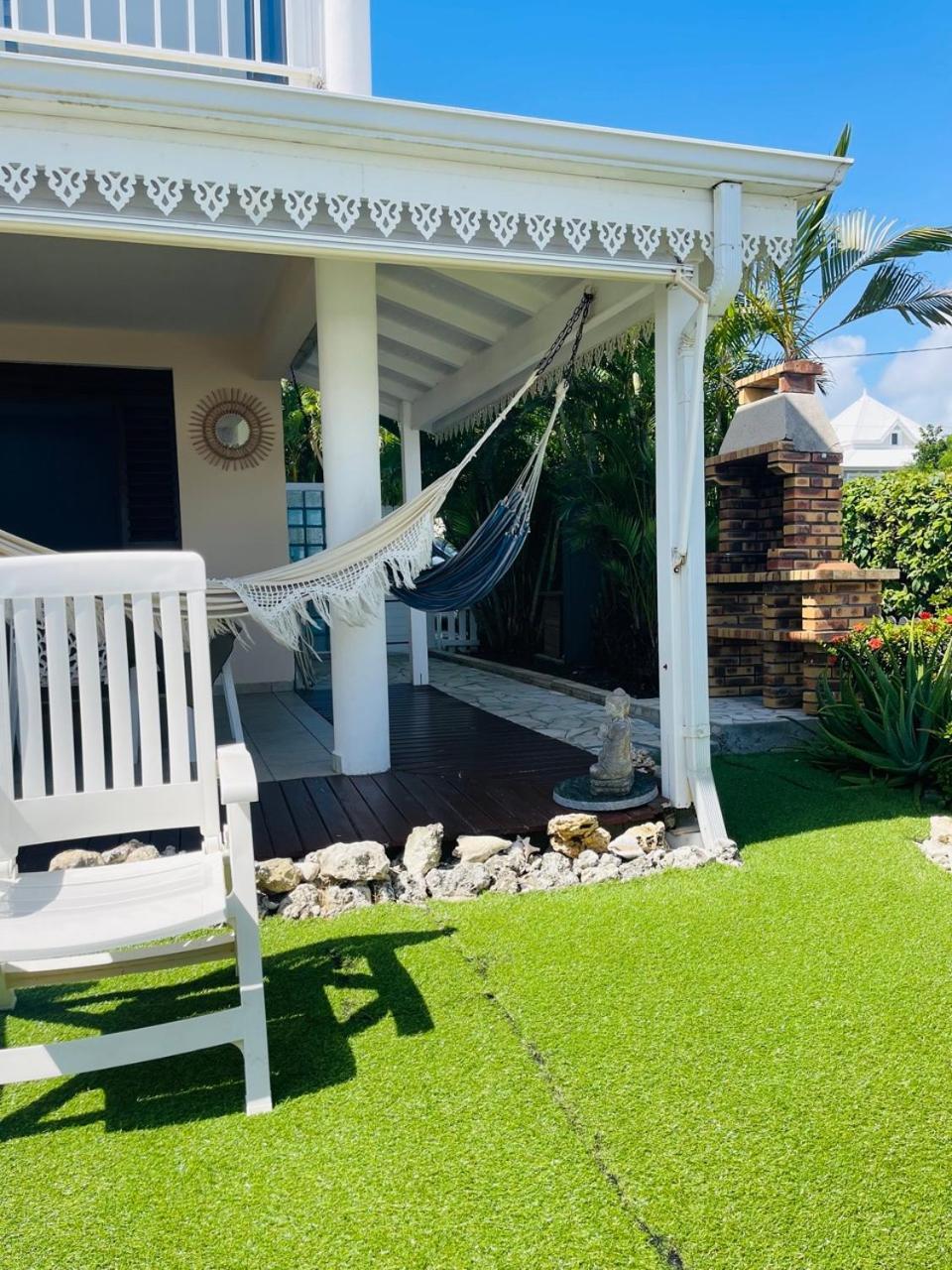 L'hibiscus T2, plage privée, terrasse, barbecue Saint-Francois  Extérieur photo